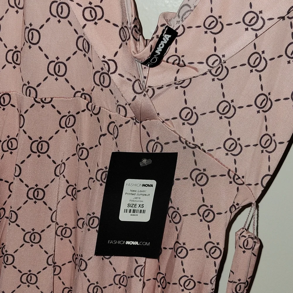 Fashionnova Designer Inspired Printed Pink Skinny Jumpsuit XS - Picture 5 of 7